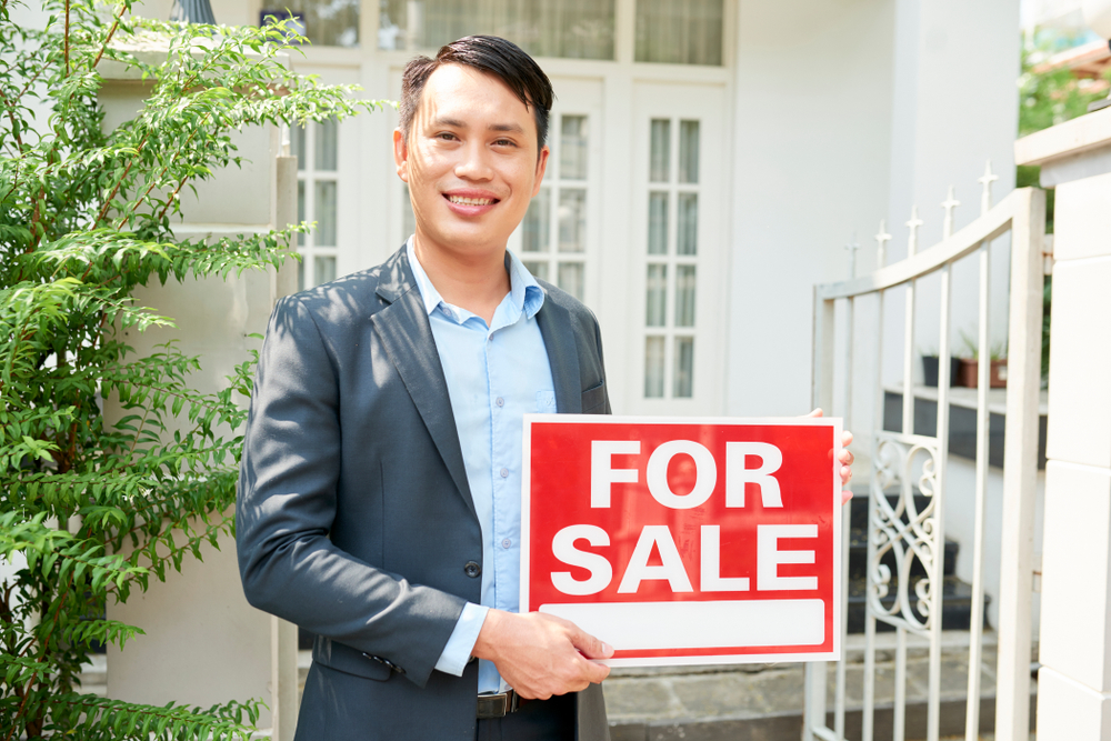Australian buyer’s agent completing AML CTF client onboarding and source of funds checks